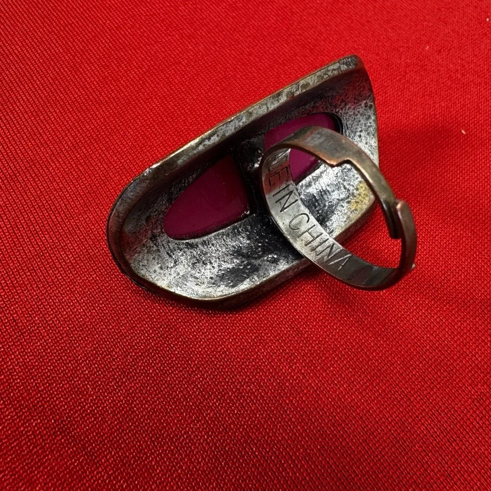 Chunky Silvertone Adjustable Ring With Large Faux‎ Pink Stone